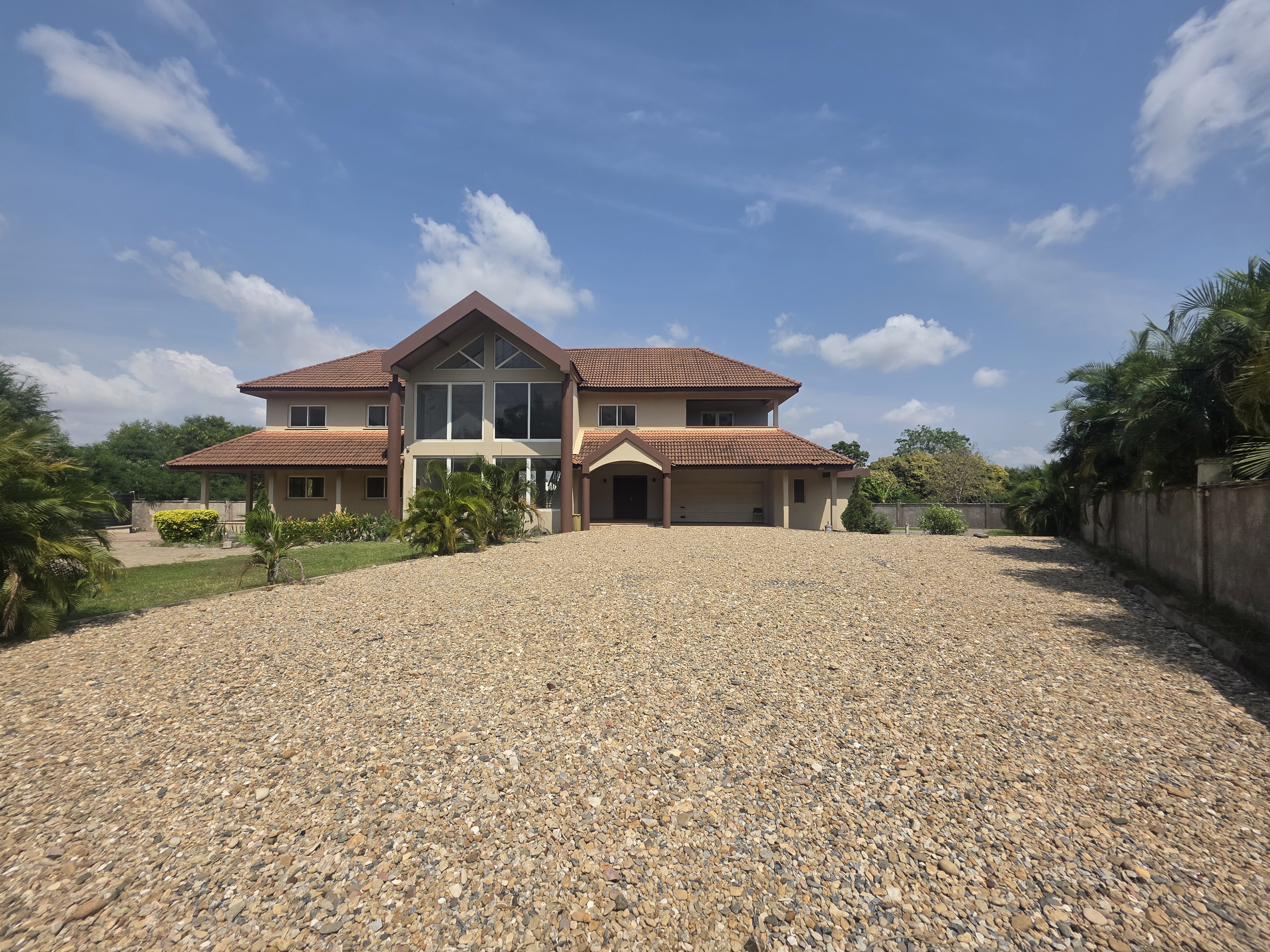 5-bedroom house